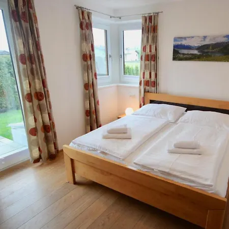 Julia Целль-ам-Зе